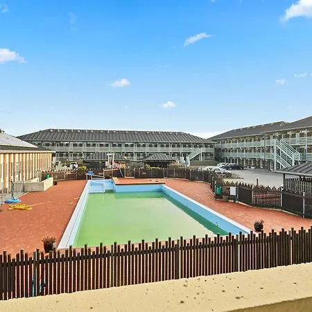 Britt - 100m From The Sea By Interhome Apartament *