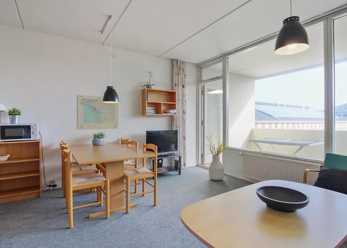 Britt - 100m From The Sea By Interhome *