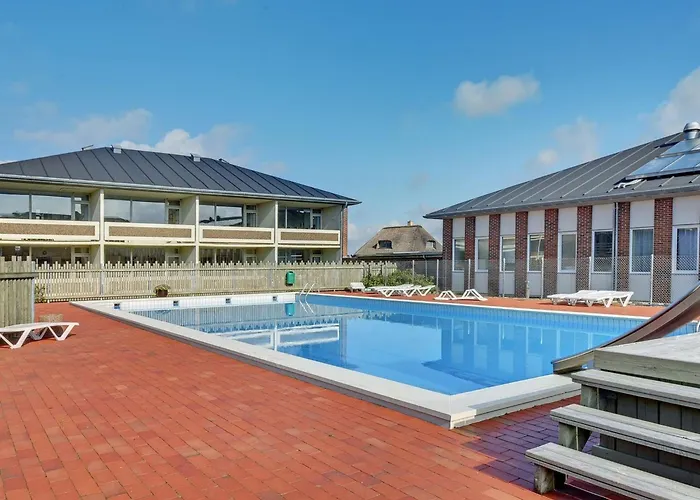 Britt - 100m From The Sea By Interhome *